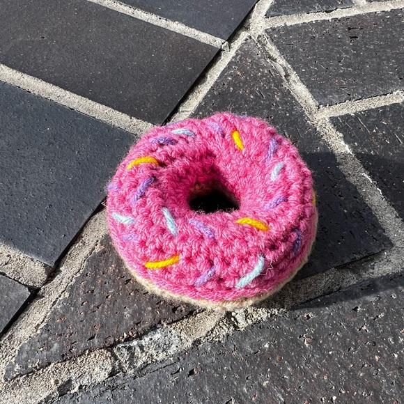 Hand Crocheted Pink Donut with Sprinkles Simpsons Inspired Plushie! - Picture 4 of 9